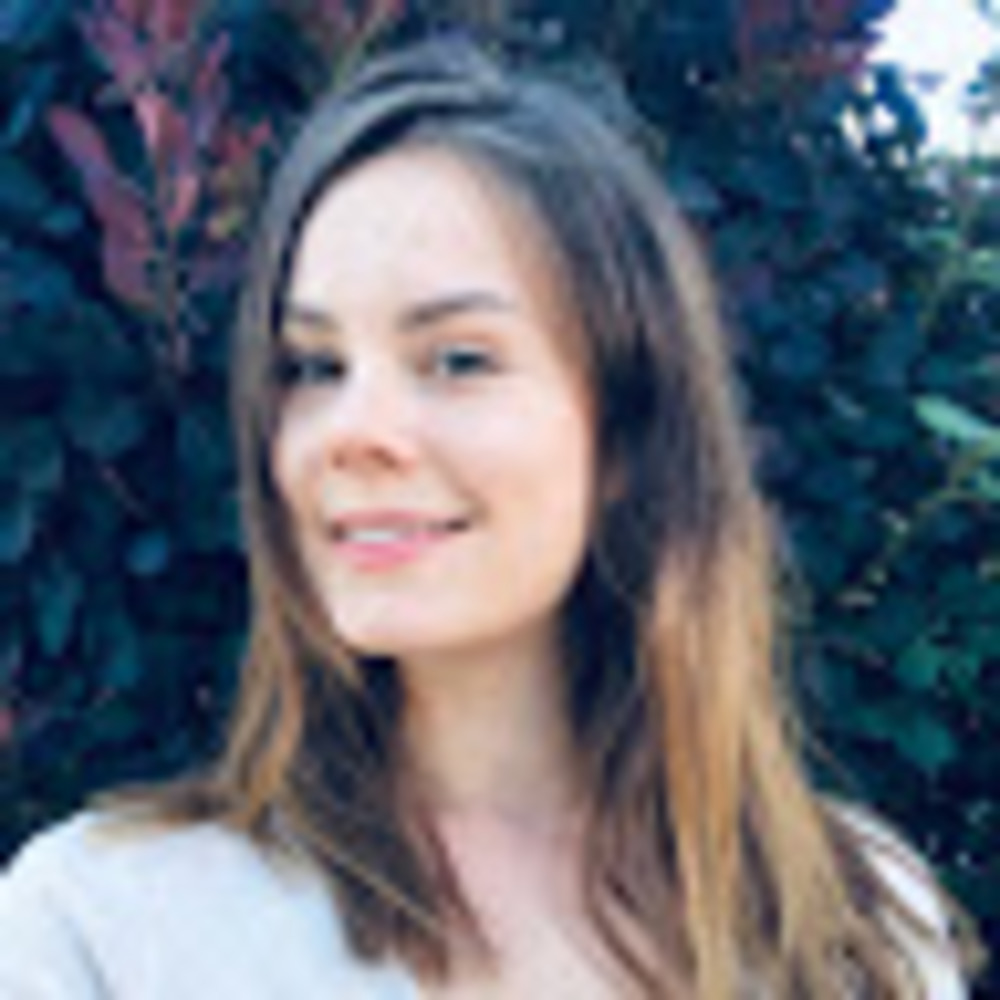 Meet your Posher, Olivia